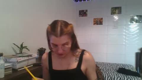 Snapshot of babydemon6 chatting on December 2025 09:32:01 PM babydemon6 online show from December 2025 09:32:01 PM