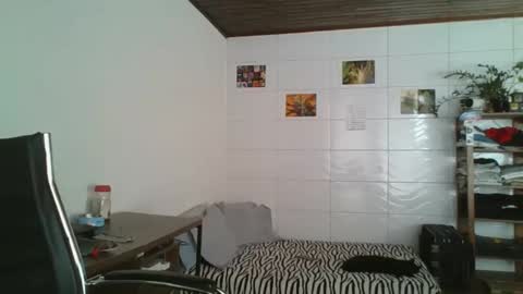 babydemon6 online show from April 2026 05:54:02 PM