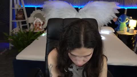 Sasha online show from December 2025 08:14:01 PM