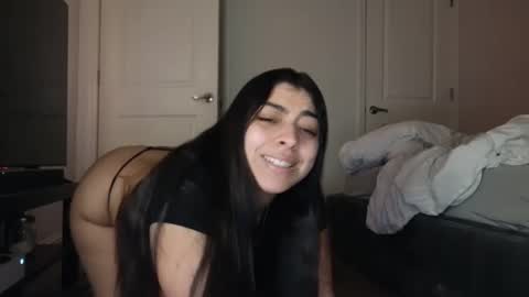 Snapshot of babygotbackends chatting on January 2025 07:14:01 AM BabyGotBackends online show from January 2025 07:14:01 AM