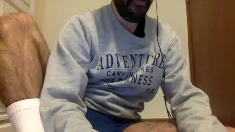 Snapshot of babyhardy chatting on December 2024 11:18:02 PM Tom A.    online show from December 2024 11:18:02 PM