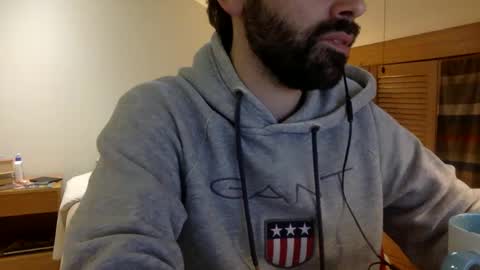 Snapshot of babyhardy chatting on December 2024 04:05:02 PM Tom A.    online show from December 2024 04:05:02 PM