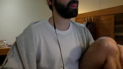 Snapshot of babyhardy chatting on December 2024 12:54:02 PM Tom A.    online show from December 2024 12:54:02 PM