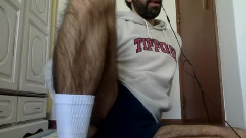 Snapshot of babyhardy chatting on December 2024 12:59:02 PM Tom A.    online show from December 2024 12:59:02 PM