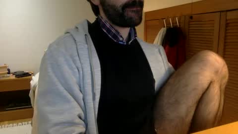 Snapshot of babyhardy chatting on January 2025 05:20:01 PM Tom A.    online show from January 2025 05:20:01 PM