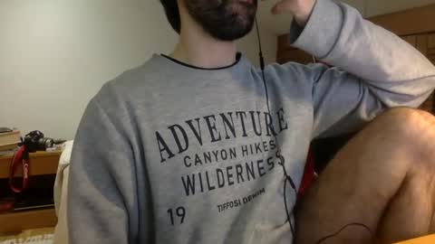 Snapshot of babyhardy chatting on January 2025 12:33:02 PM Tom A.    online show from January 2025 12:33:02 PM