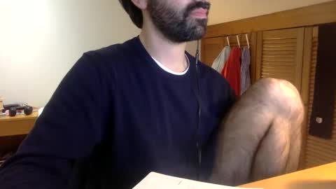 Snapshot of babyhardy chatting on January 2025 11:05:02 PM Tom A.    online show from January 2025 11:05:02 PM
