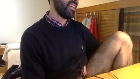 Snapshot of babyhardy chatting on January 2025 07:40:01 PM Tom A.    online show from January 2025 07:40:01 PM
