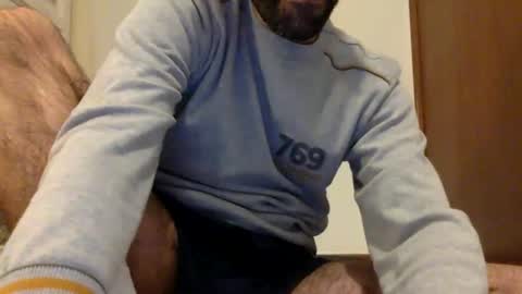 Snapshot of babyhardy chatting on February 2025 11:31:01 PM Tom A.    online show from February 2025 11:31:01 PM