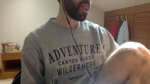 Snapshot of babyhardy chatting on March 2025 02:51:02 PM Tom A.    online show from March 2025 02:51:02 PM