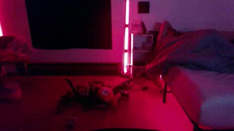 babyhawk88888 online show from November 2025 08:47:01 AM