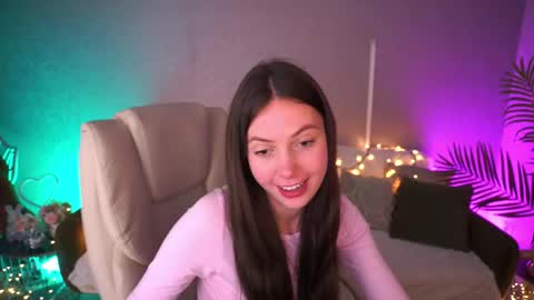Lady Vi online show from April 2026 12:58:01 PM