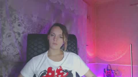 Snapshot of babymuro4ka chatting on October 2025 06:31:02 PM Sonya online show from October 2025 06:31:02 PM