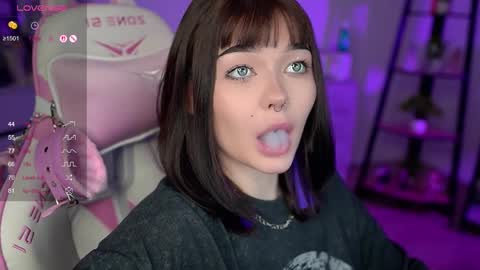 Snapshot of babyroxynill chatting on February 2025 11:10:02 PM Nika online show from February 2025 11:10:02 PM