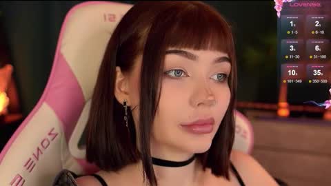 Snapshot of babyroxynill chatting on November 2025 02:46:01 PM Nika online show from November 2025 02:46:01 PM