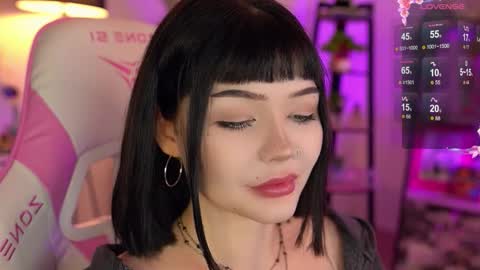 Snapshot of babyroxynill chatting on November 2025 03:56:02 PM Nika online show from November 2025 03:56:02 PM