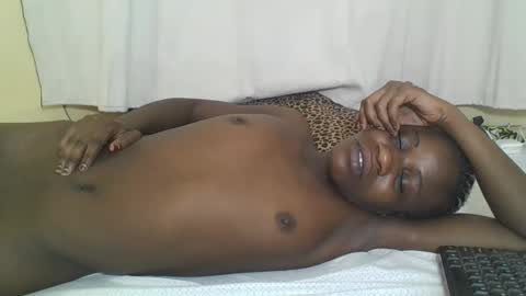 Snapshot of babyrozillah chatting on February 2025 08:50:01 PM PRISCILLAH online show from February 2025 08:50:01 PM