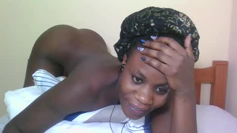 Snapshot of babyrozillah chatting on November 2025 07:36:01 PM PRISCILLAH online show from November 2025 07:36:01 PM