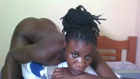 Snapshot of babyrozillah chatting on November 2025 08:25:02 PM PRISCILLAH online show from November 2025 08:25:02 PM