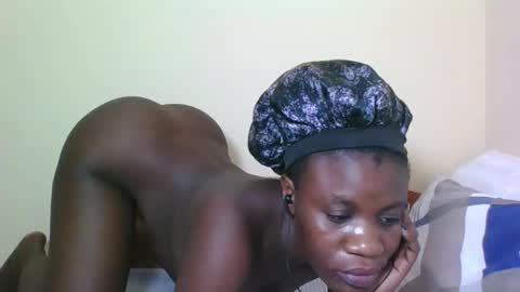 Snapshot of babyrozillah chatting on November 2025 10:35:01 PM PRISCILLAH online show from November 2025 10:35:01 PM