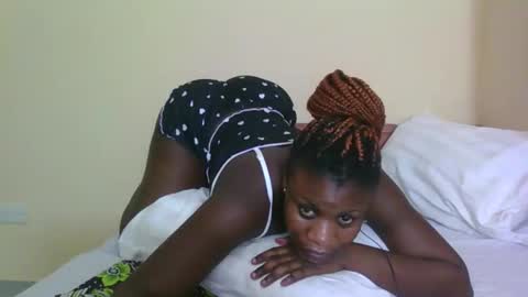 Snapshot of babyrozillah chatting on April 2026 08:06:01 PM PRISCILLAH online show from April 2026 08:06:01 PM