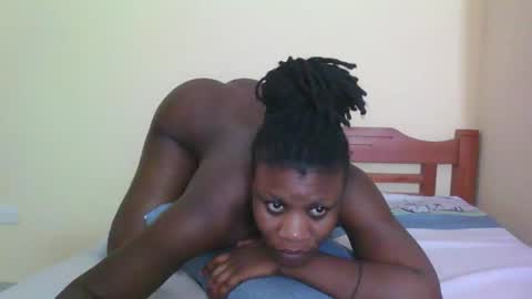 Snapshot of babyrozillah chatting on May 2026 07:20:02 PM PRISCILLAH online show from May 2026 07:20:02 PM