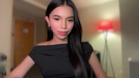 babysabrinaxx online show from October 2025 07:00:01 PM