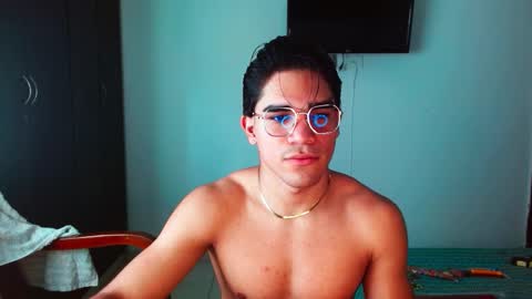 sebas online show from October 2025 04:42:01 PM