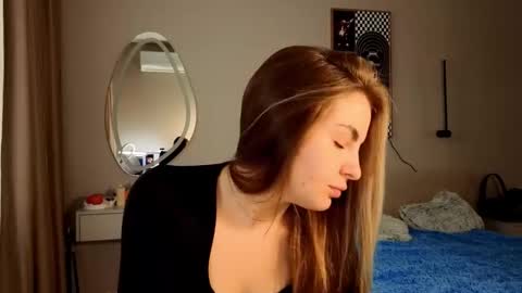 Snapshot of babyy_doll chatting on November 2025 08:03:02 AM JOIN FAN CLUB TO GET MY CONTENT FOR FREE online show from November 2025 08:03:02 AM