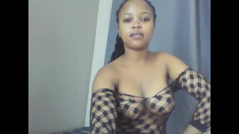 Snapshot of babyy_fface25 chatting on October 2025 07:00:01 PM babyy_fface25 online show from October 2025 07:00:01 PM
