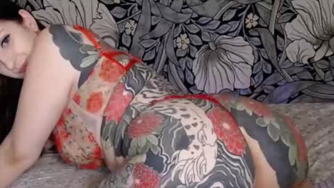 Snapshot of backtatava chatting on September 2025 08:56:01 PM Ava online show from September 2025 08:56:01 PM