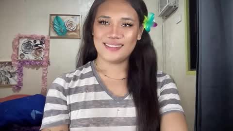 AMARA - FOLLOW ME AND THUMBS UP online show from February 2026 11:39:01 AM