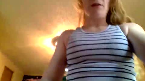 Badbitch520 online show from February 2026 08:49:02 PM