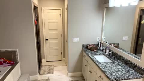 Snapshot of badboyson65 chatting on December 2024 02:43:02 AM HotWifeFun32 online show from December 2024 02:43:02 AM