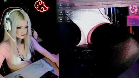Snapshot of badd0ll chatting on June 2026 01:01:02 PM badd0ll online show from June 2026 01:01:02 PM