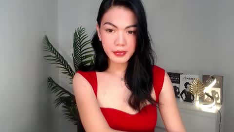 Snapshot of baddie_bunnyx chatting on January 2025 07:41:02 PM Hello  im your lovely Cheska online show from January 2025 07:41:02 PM