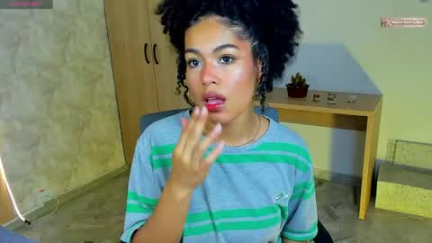 BADDIE DELAYLA online show from May 2026 05:40:02 PM
