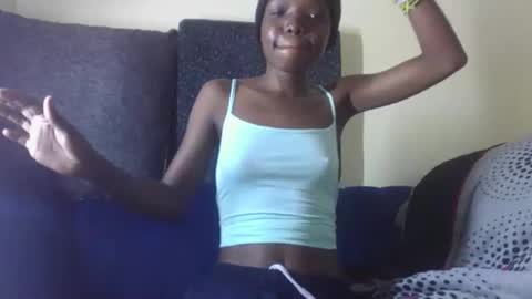 Snapshot of baddie_floxxy chatting on February 2026 09:27:01 PM baddie_floxxy online show from February 2026 09:27:01 PM