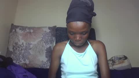 Snapshot of baddie_floxxy chatting on March 2026 06:33:01 PM baddie_floxxy online show from March 2026 06:33:01 PM