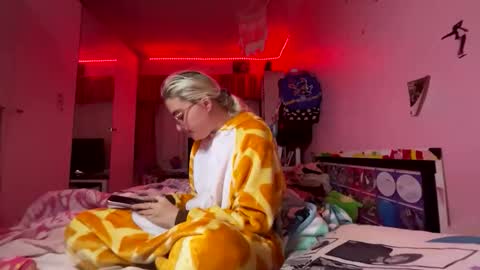 Snapshot of baddieprettypussy chatting on May 2026 11:28:02 AM baddieprettypussy online show from May 2026 11:28:02 AM