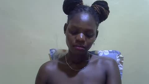 Princess online show from November 2025 07:05:02 PM