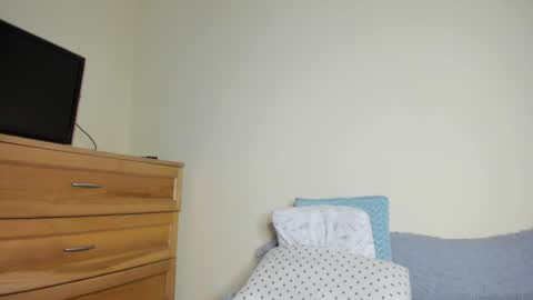 Name online show from February 2025 02:23:02 PM