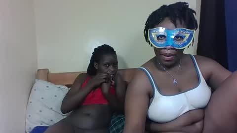 bads_girles online show from December 2025 07:20:01 PM