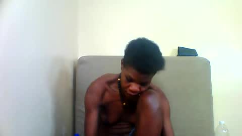 Snapshot of bads_hornies chatting on April 2026 09:21:02 AM bads_hornies online show from April 2026 09:21:02 AM