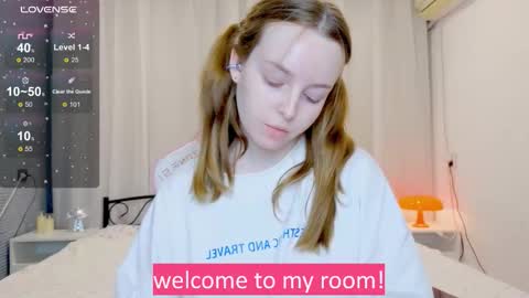 Snapshot of bae_cake__ chatting on October 2025 02:15:01 PM Alice online show from October 2025 02:15:01 PM