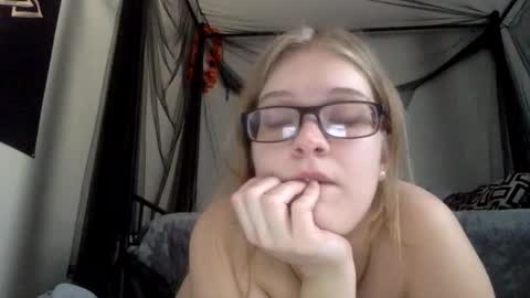 baeblondie online show from February 2025 03:05:02 PM