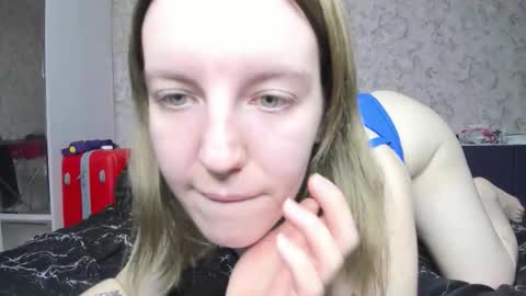 holly online show from September 2025 03:34:02 PM