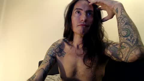 Bailey online show from October 2025 10:40:02 PM