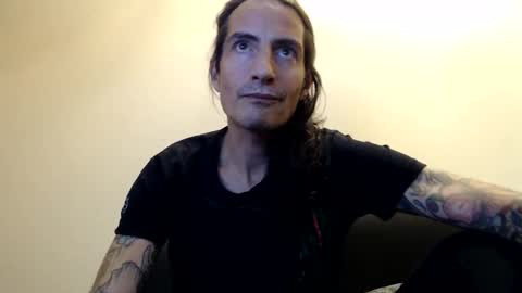 Bailey online show from October 2025 10:18:02 PM