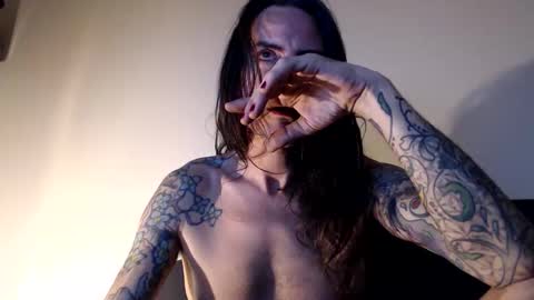 Bailey online show from October 2025 03:38:02 AM